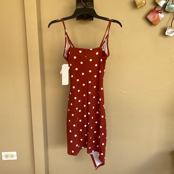 🆕Almost Famous Sleeveless Polka Dot Bodycon party Dress - Picture 8 of 8